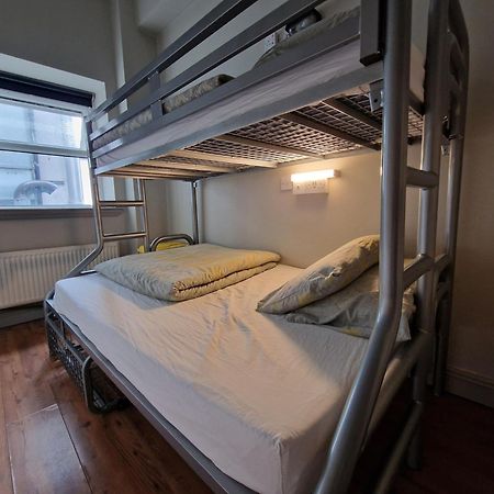 Bru Bar & Hostel Cork Dış mekan fotoğraf